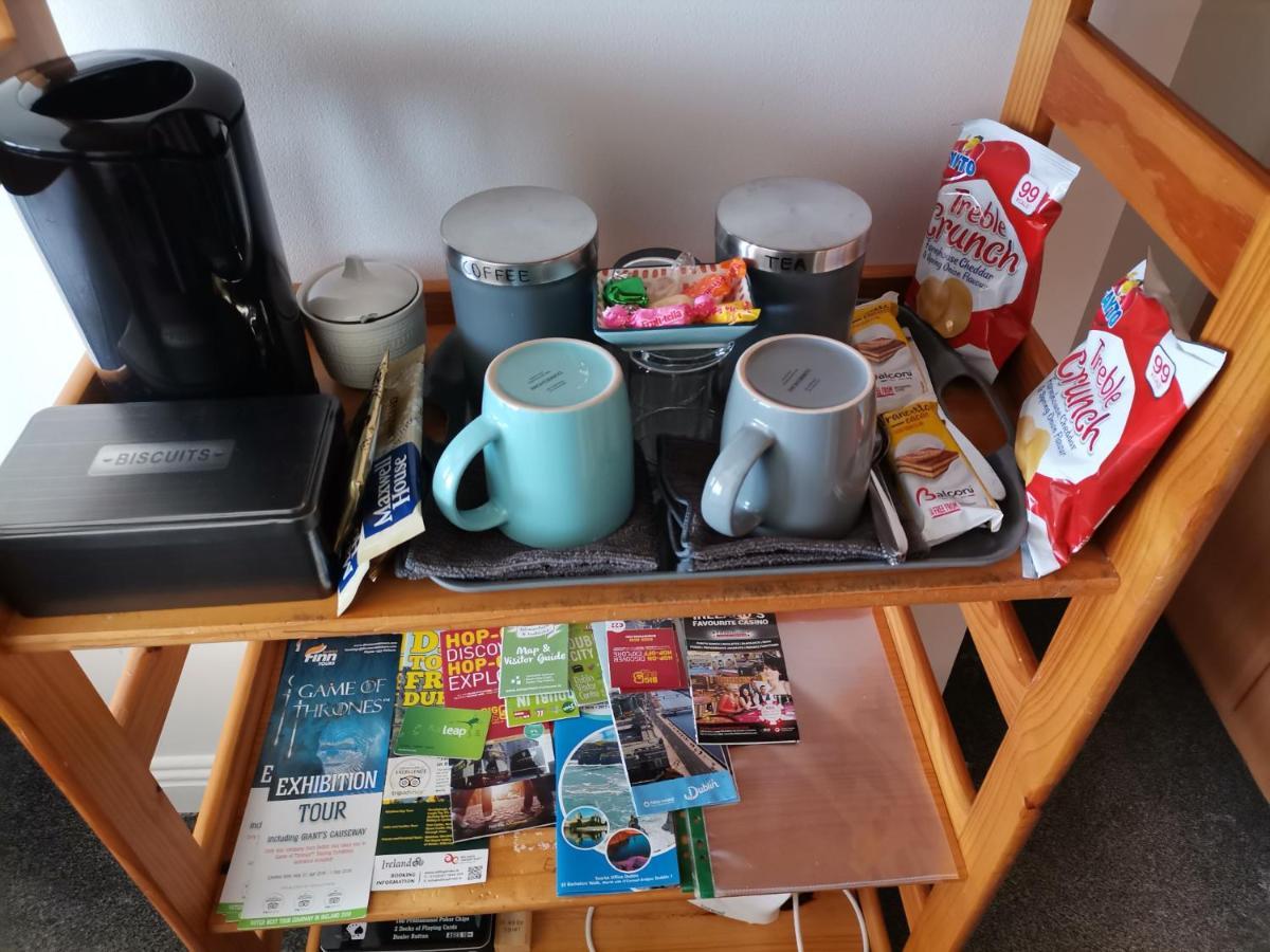 Bright And Cozy Room With Double Bed, Private Bathroom Not Ensuite, Breakfast To Go Dublin Exteriör bild